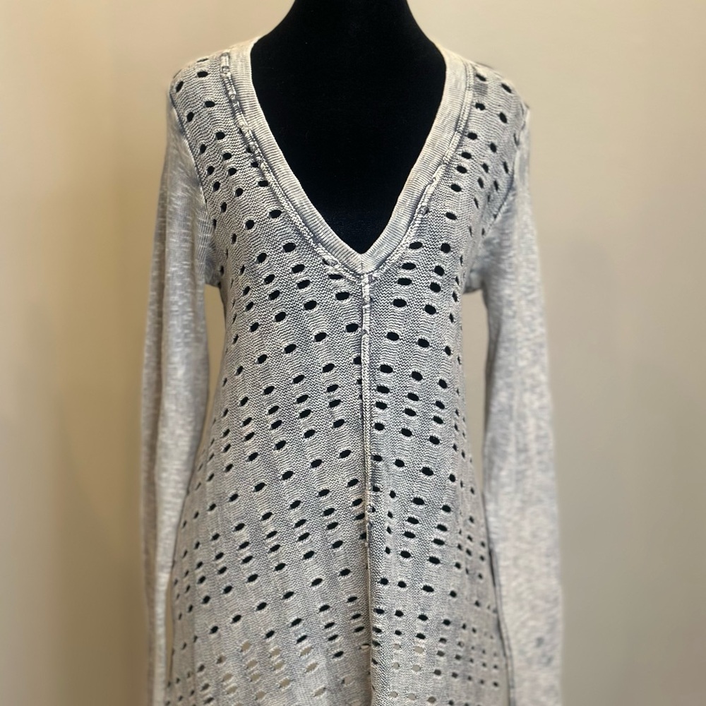 Neiman Marcus Gray Knit Tunic